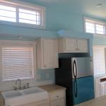 P-533 Beach House with White Sink