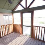 Hill Country Front Porch at Recreational Resort Cottages and Cabins in Rockwall, Texas 