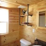Rustic River Chatahoochee Bathroom. Recreational Resort Cottages and Cabins, Rockwall, Texas. cabinsupercenter.com