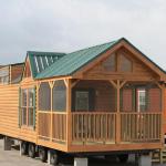Chattahoochee Exterior in Log. Recreational Resort Cottages and Cabins, Rockwall, Texas. cabinsupercenter.com